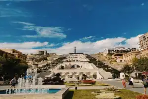 Центр искусств Гафесчяна в Ереване и прогулка по Каскаду - 2