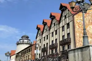 Самые красивые улицы Калининграда на трамвае и пешком