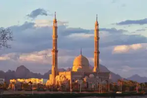 Вечерний Шарм-эль-Шейх — в мини-группе Вечерний Шарм-эль-Шейх — в мини-группе