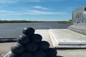 Омск и тайнопись веков: визуальное путешествие с нейросетью - 2