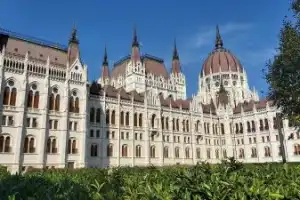 Самые красивые площади Пешта - 6