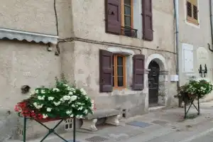 Бирюзовое сердце Прованса: озеро Сент-Круа, Мустье-Сент-Мари и Вердонское ущелье - 3