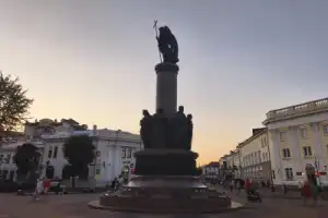 Вечерняя экскурсия по Бресту + посещение Брестской крепости - 16