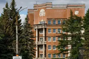 Прогулка по совгороду Уралмаш Прогулка по совгороду Уралмаш