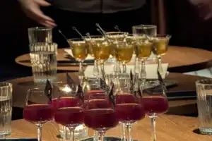 По барам Уфы (18+) По барам Уфы (18+)