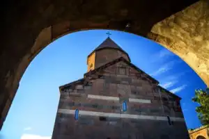 Фотоприключение «Один день в Армении»: монастыри и озеро Севан - 10