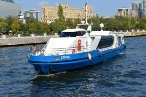 Баку с воды: прогулка на теплоходе по Каспию Баку с воды: прогулка на теплоходе по Каспию