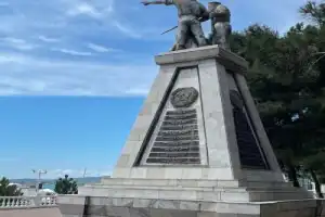 По Геленджику — в мини-группе - 4