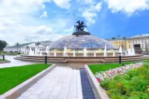 Три часа на автобусе — и вы знакомы с Москвой! - 5