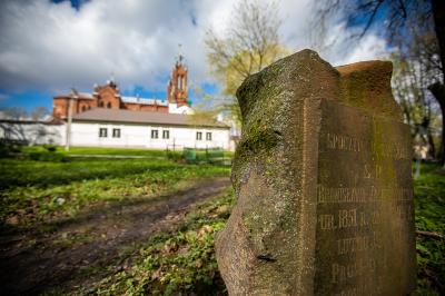 Жизнь и смерть в Смоленске: прогулка по кладбищу возле костёла - 8