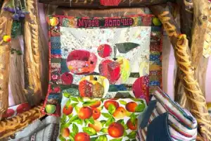 Волжские выходные в Хвалынске и Сызрани: цветущие пионы, театрализованная экскурсия и чаепитие - 3