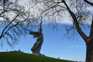 Мамаев курган: эпопея военных лет Мамаев курган: эпопея военных лет