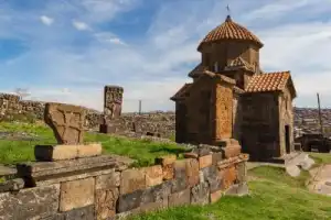Гора Арагац в ожерелье древних памятников - 5