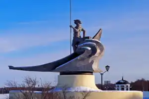 Петрозаводск в памятниках — традиционных и необычных - 4