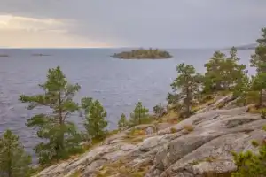 Пляжи и скалы острова Койонсаари - 19