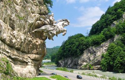 Лавочка над облаками и другие чудеса Осетии - 6