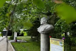 «В горной долине город любимый» — экскурсия по Горно-Алтайску из Манжерока - 6