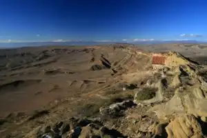 Две Кахетии за 1 день: пещерный монастырь Давид-Гареджи, пустыня и город Сигнаги - 9