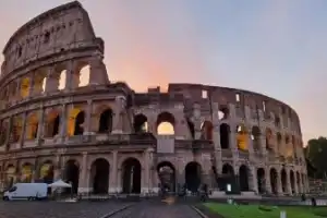 Рим в утренней дымке: прогулка на рассвете
