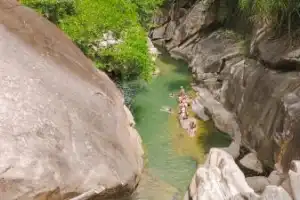 Водопад Ба Хо: треккинг, скрытые пещеры и купание — из Нячанга - 6