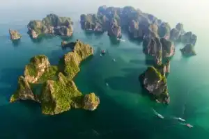 Из Ханоя — в бухту Халонг на роскошном лайнере (на английском) - 2