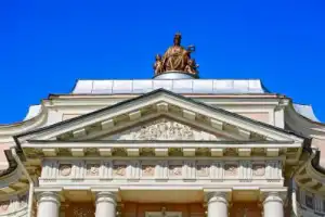 Его величество Васильевский остров