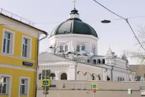 Аудиогид по старой Москве: от храмов до притонов (6+) Аудиогид по старой Москве: от храмов до притонов (6+)