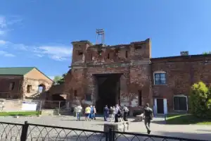 Вечерняя экскурсия по Бресту + посещение Брестской крепости - 6