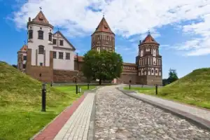 Трансфер из Минска в Мирский и Несвижский замки (туда-обратно) - 5