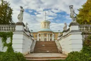 Подмосковный Версаль: из Москвы в Архангельское Подмосковный Версаль: из Москвы в Архангельское