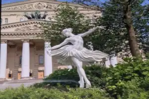 Театральная и поблизости Театральная и поблизости