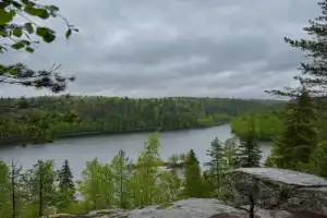 В Северное Приладожье из Петрозаводска: карельские гранаты, водопад и парк «Ристиярви» В Северное Приладожье из Петрозаводска: карельские гранаты, водопад и парк «Ристиярви»