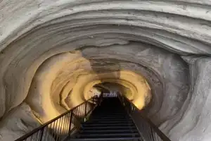 Древняя Мцхета, пещерный город Уплисцихе и дом-музей Сталина за 1 день! (из Мцхеты) - 9