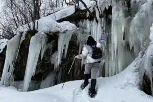 Яркая прогулка по горе Горелой на снегоступах - 2
