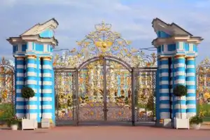 Из Санкт-Петербурга — в три императорские резиденции - 2