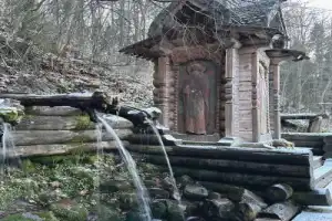 Из Москвы в Гремячий ключ — к источнику преподобного Сергия Радонежского Из Москвы в Гремячий ключ — к источнику преподобного Сергия Радонежского