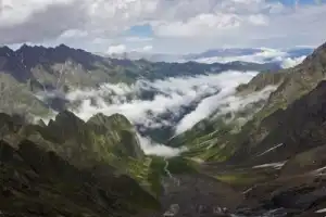 В Алагирское ущелье — из Владикавказа