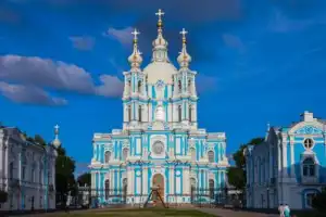Смольный собор и Институт благородных девиц