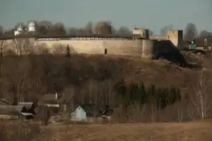 Древняя Русь без тоски: Изборск - 2
