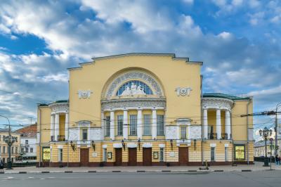 По Ярославлю на электромобиле - 2