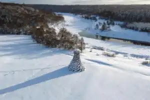 Зимние выходные за городом: на лыжах по Николе-Ленивцу и нацпарку «Угра» с комфортом