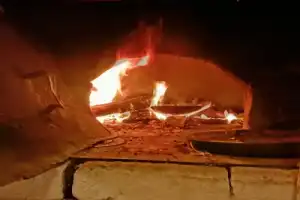 Чаепитие в лесной избушке близ Суздаля Чаепитие в лесной избушке близ Суздаля
