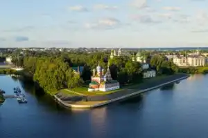Углич – город на реке времени Углич – город на реке времени