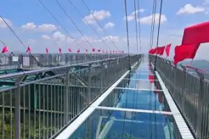 Парк «Янода»: джунгли и стеклянный мост - 9