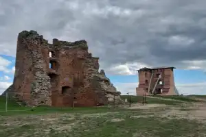 Замки Беларуси: Мир, Несвиж, Новогрудок, Любча и Лида - 6