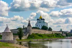 Первое знакомство с Псковским кремлём Первое знакомство с Псковским кремлём