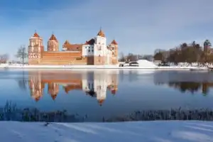 Трансфер из Минска — к Несвижскому и Мирскому замкам (и обратно)