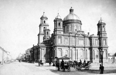 Кремлёвская, или Невский проспект в миниатюре - 7