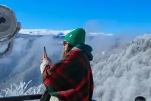 Фотосессия с пикником в горах Адыгеи: ваша история в деталях