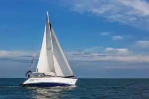Морская прогулка под парусами в Адлере + трансфер